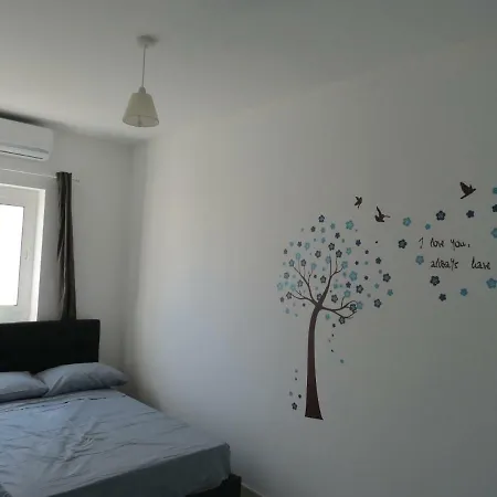 Joy Apartment *